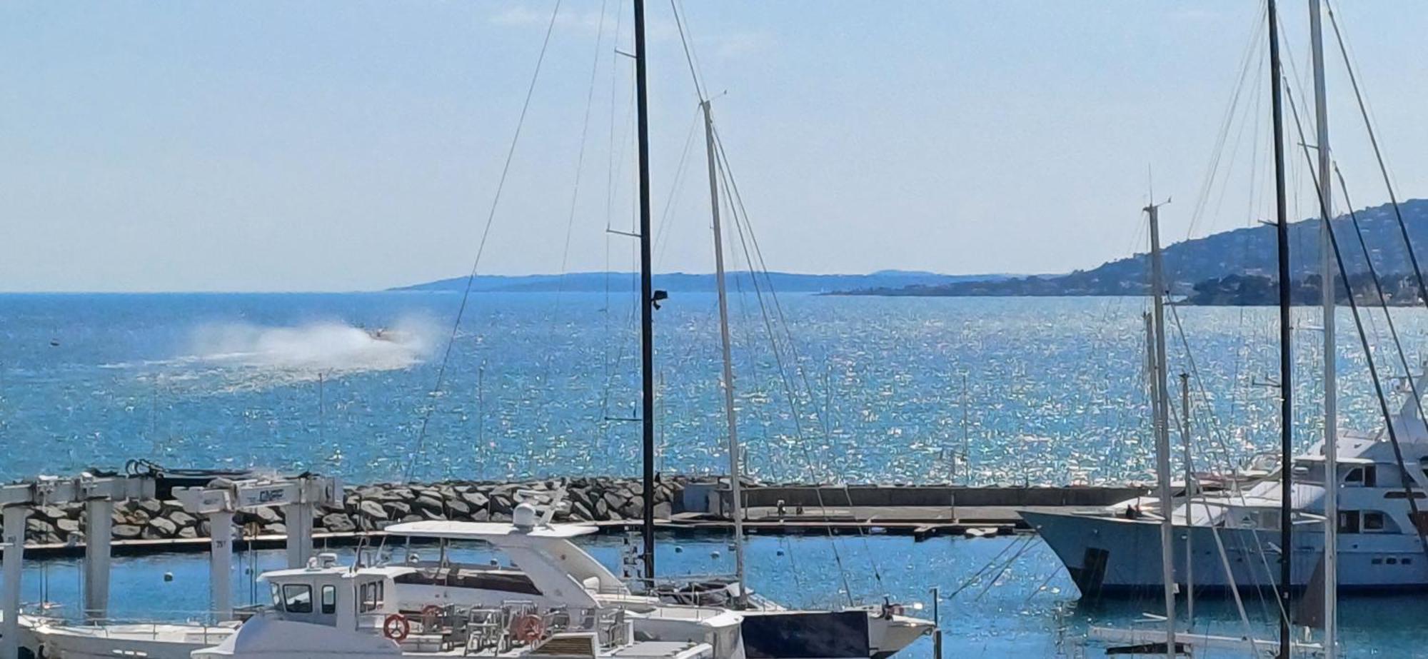 Sublime Vue Mer,Parking,Wifi Frejus Exterior photo
